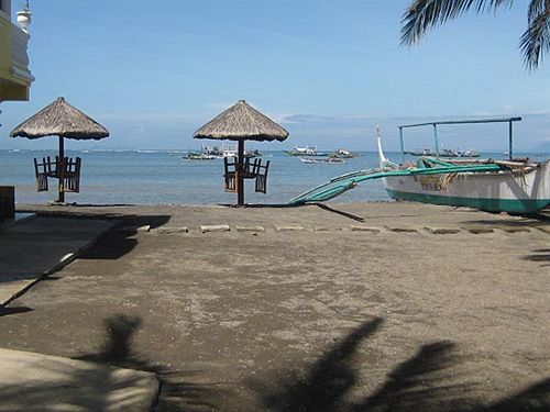 White Castle And 3* Balibago